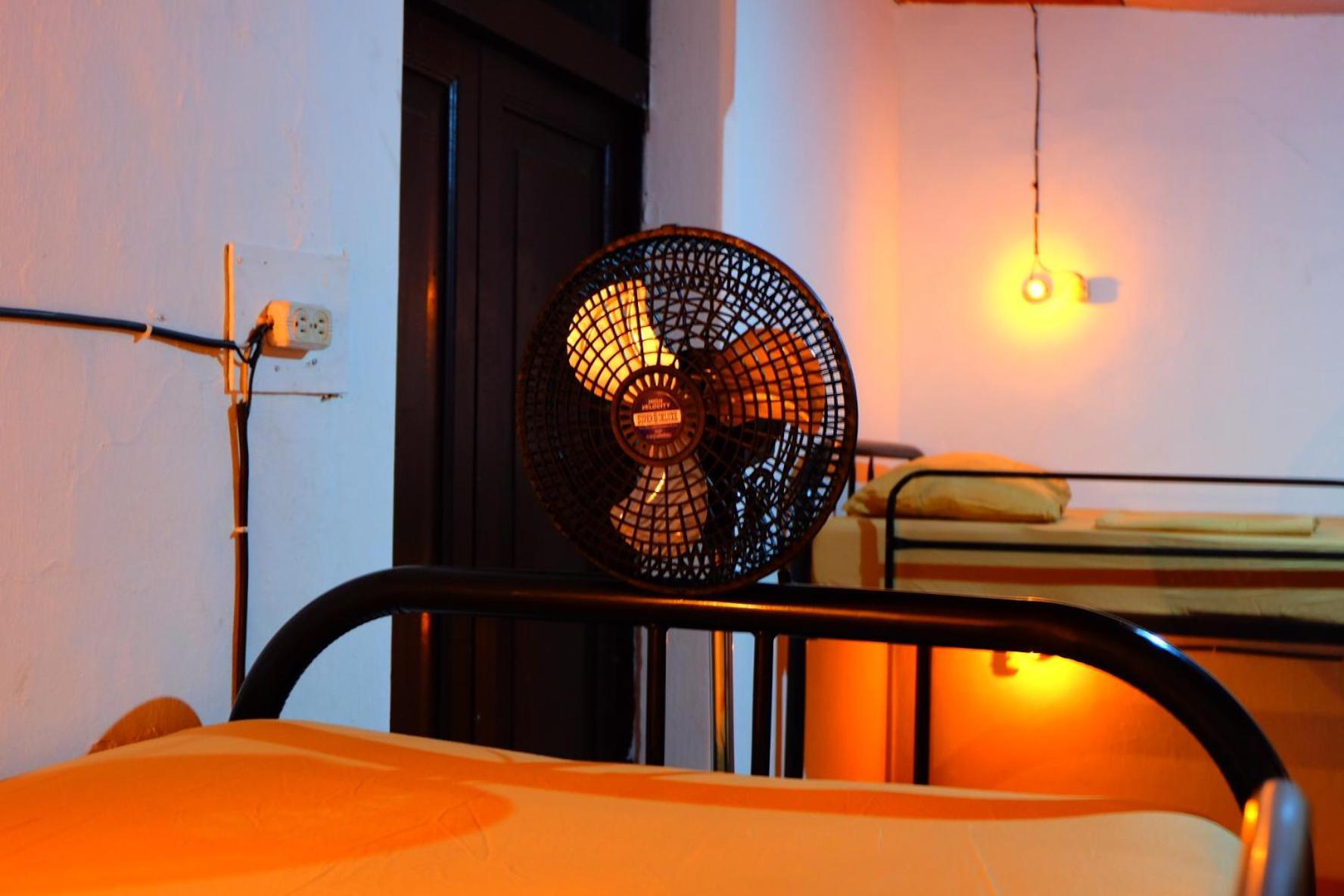 Deakachimba Hostel Granada Ngoại thất bức ảnh