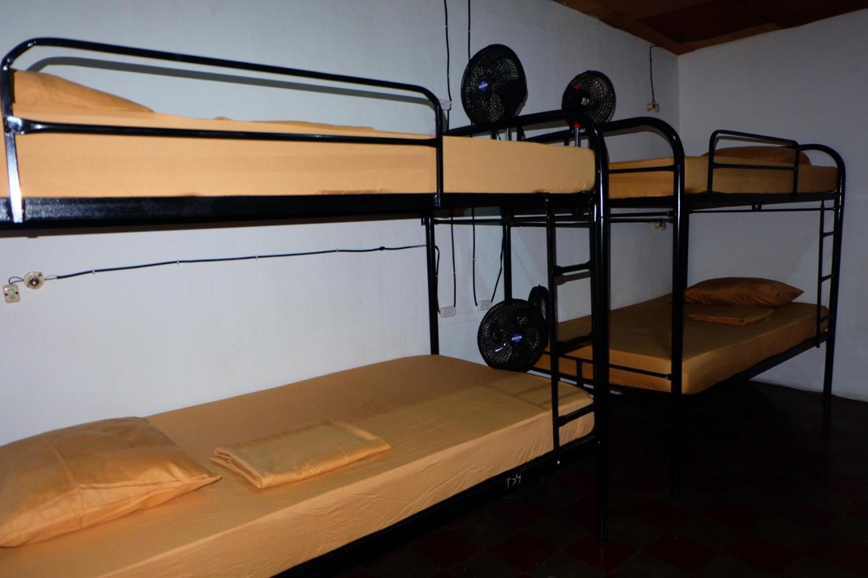 Deakachimba Hostel Granada Ngoại thất bức ảnh